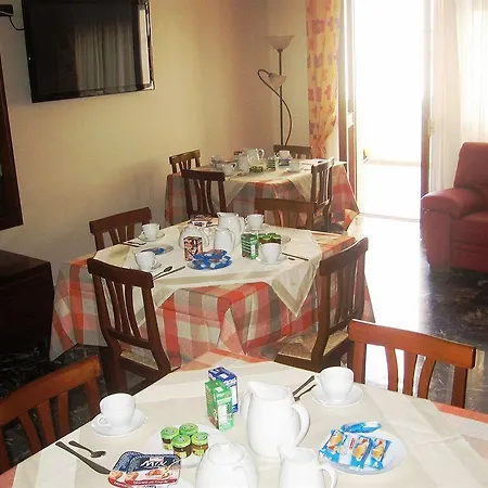 Piazza 300mila 3* Λέτσε