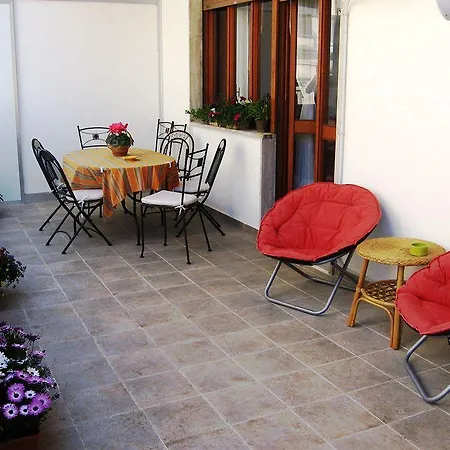 Piazza 300mila Bed and Breakfast