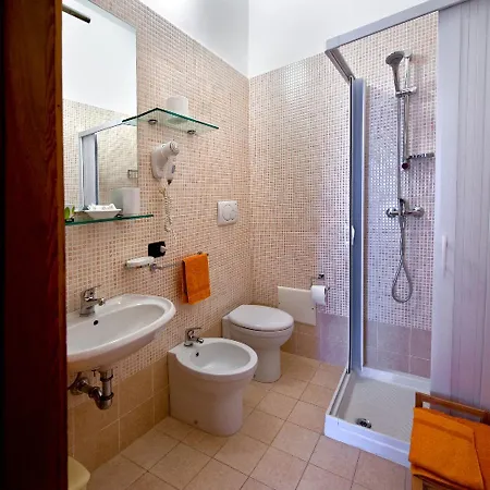 Piazza 300mila Bed & Breakfast 5*
