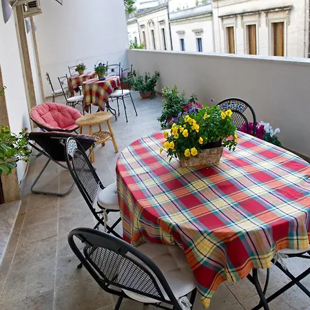 Piazza 300mila Bed and Breakfast