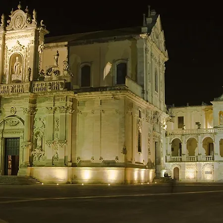 Piazza 300mila Bed & Breakfast Lecce
