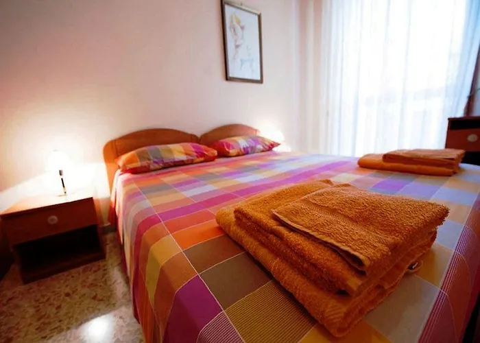 Piazza 300mila 3* Lecce