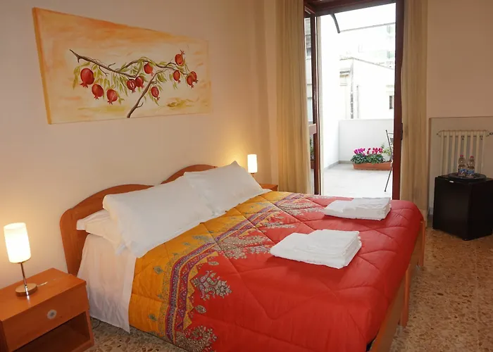 Piazza 300mila 3* Lecce