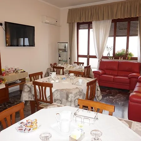 300米拉广场住宿加早餐旅馆