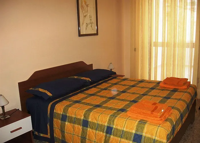 Piazza 300mila Alojamento de Acomodação e Pequeno-almoço 3*