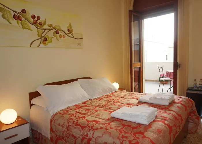 Piazza 300mila 3* Lecce